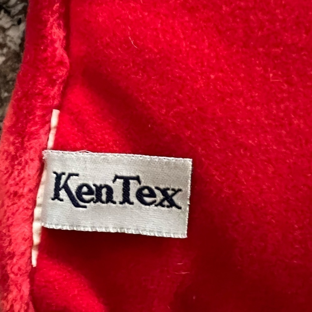 3/$25 KenTex Santa Soft Pillow - Picture 6 of 9